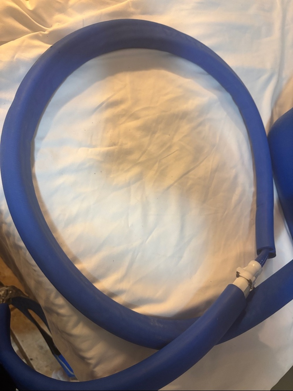 Active Ice Blue Cold Therapy Unit with Blue Gel Pads - Picture 8 of 10